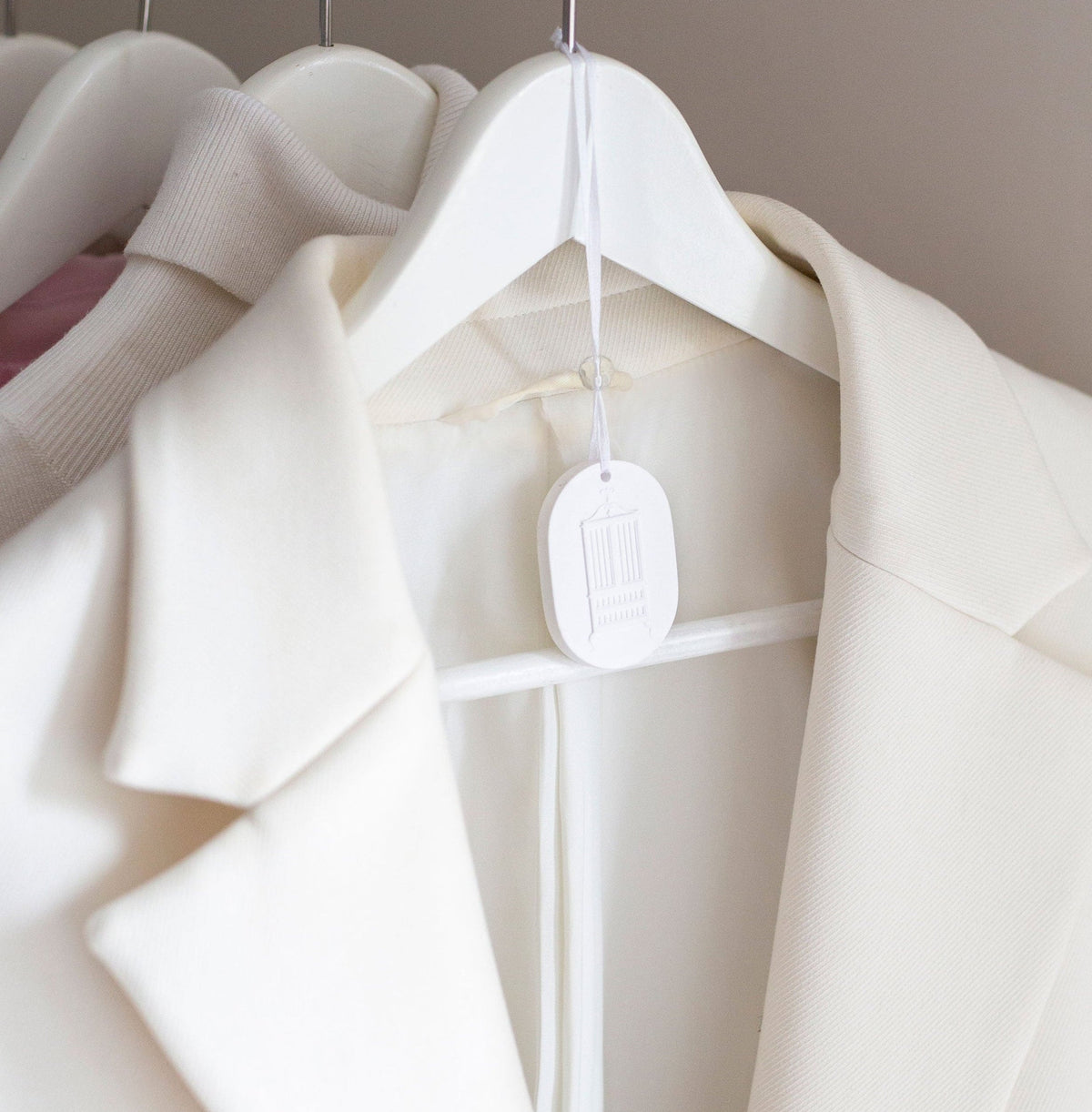 Ceramic Hanging Infuser