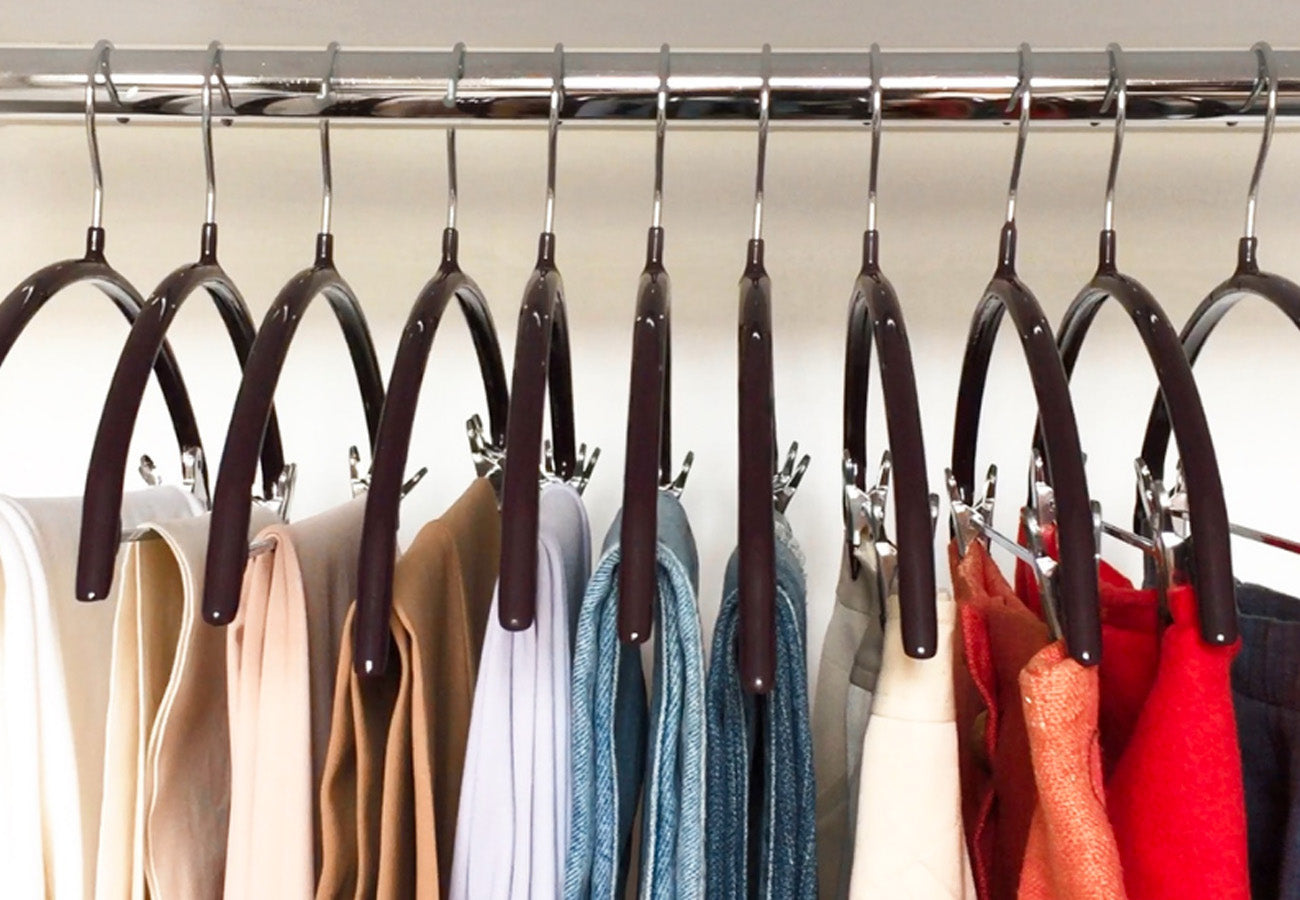 WHAT ARE THE BEST HANGERS FOR CLOTHES?