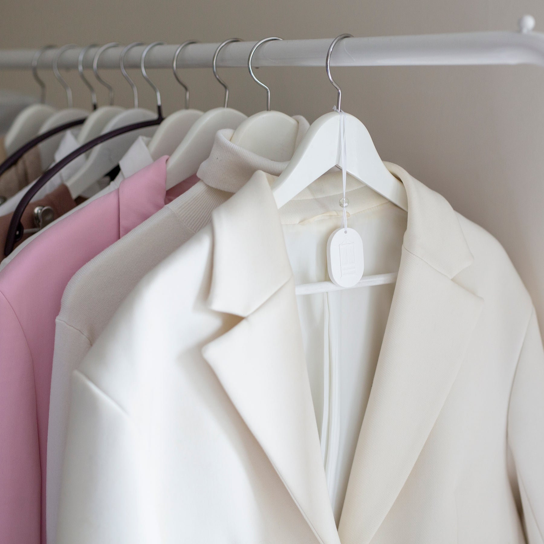 Ceramic Hanging Infuser