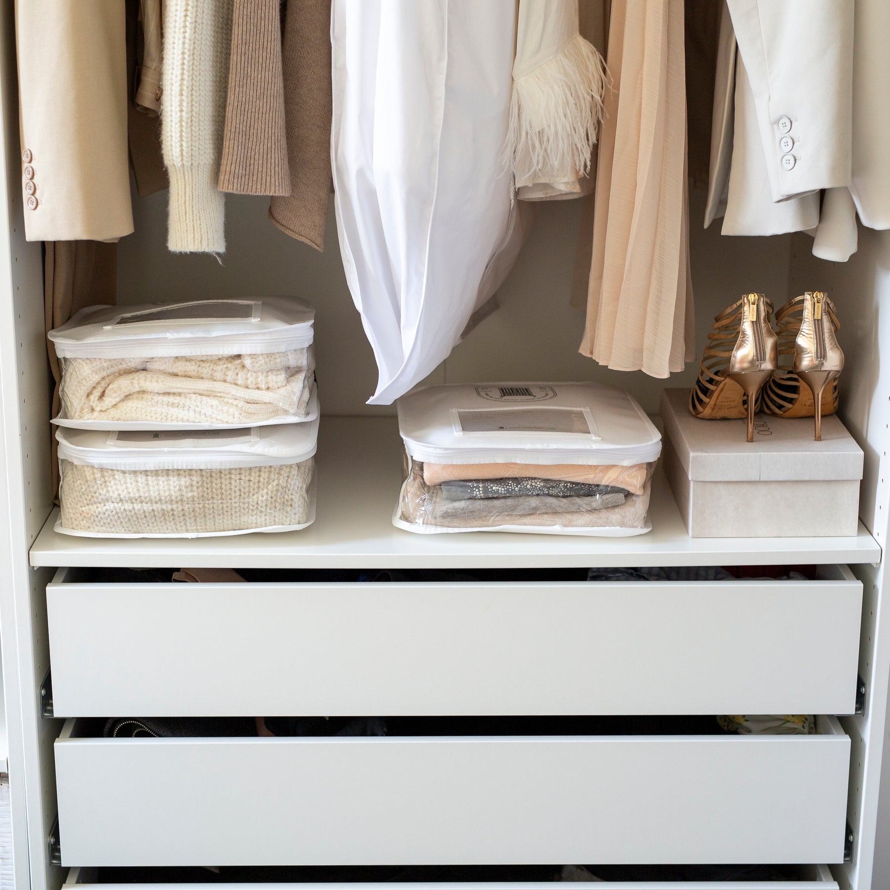 Knitwear & T-Shirt Storage Bag